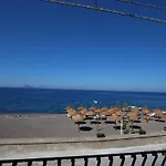 Apartment Oasi 2 Terrace Overlooking The Sea In *